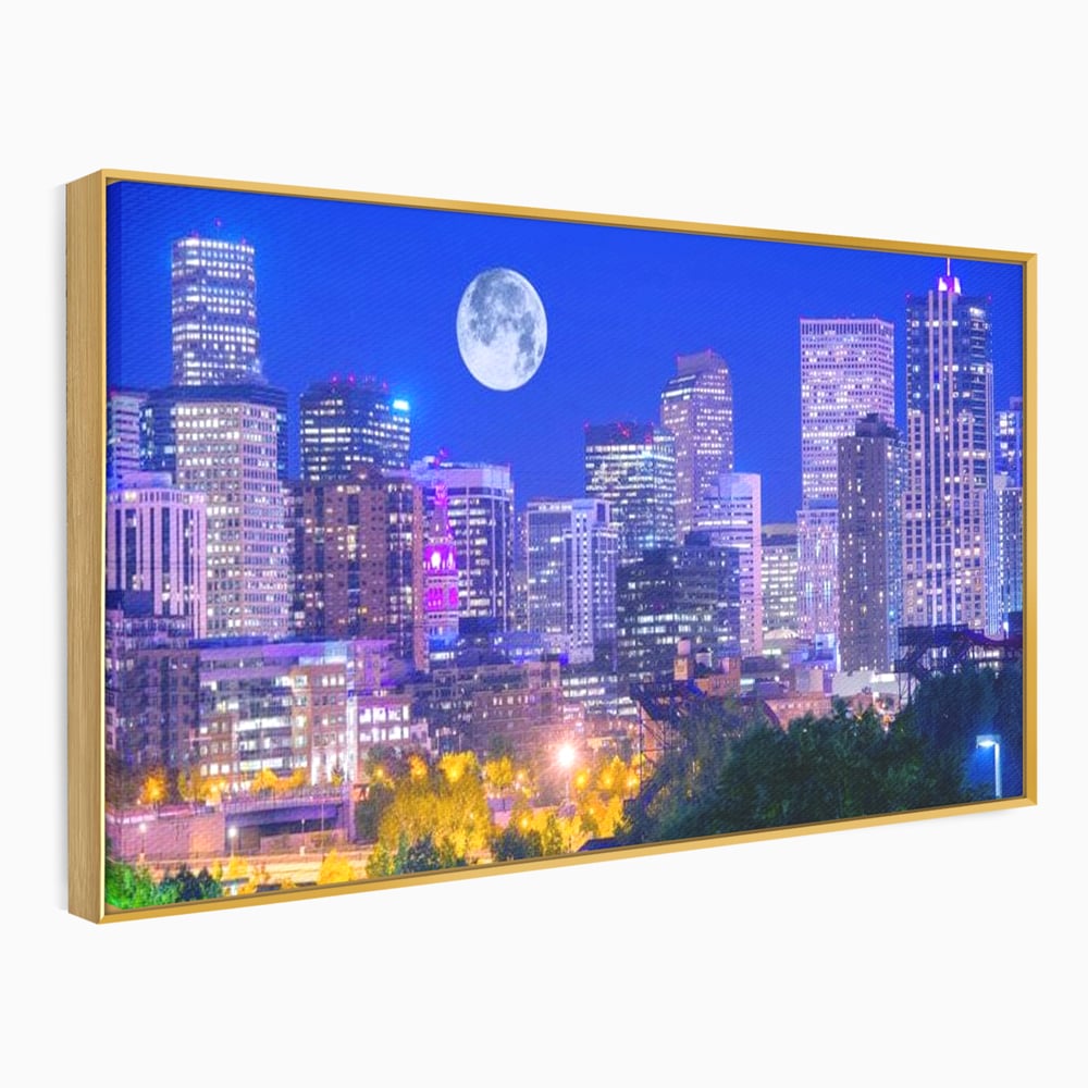 Tablou canvas cu tablou canvas cu peisaj urban nocturn si luna plina, in rama de aluminiu auriu
